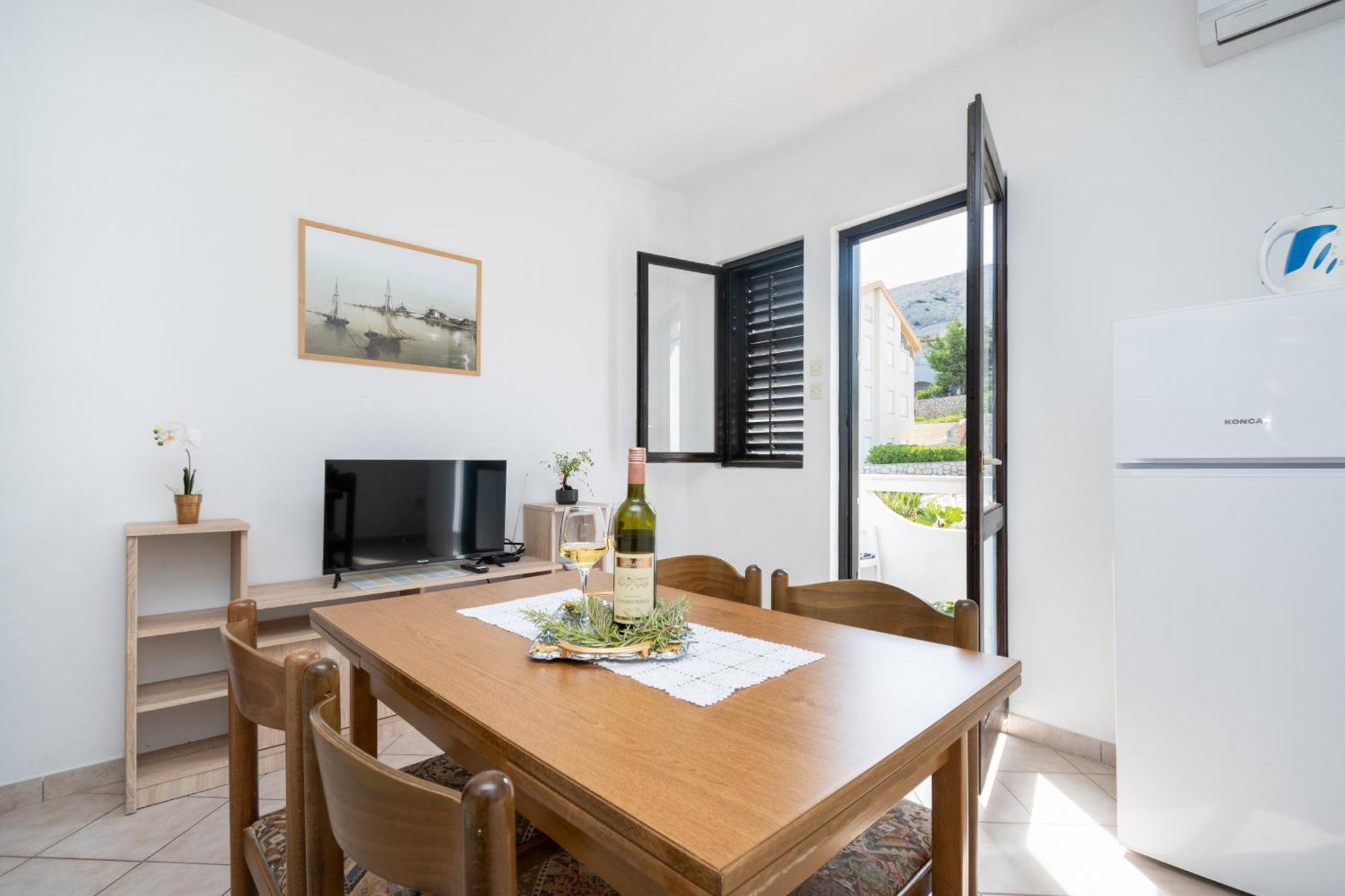 Apartments With A Parking Space Pag - 15765 Pag Town Rom bilde
